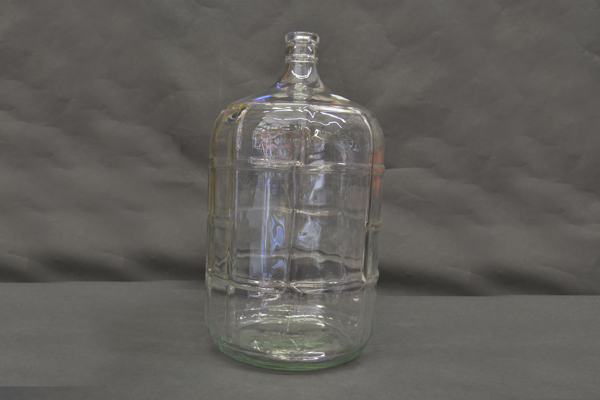 5 gallon glass water jug