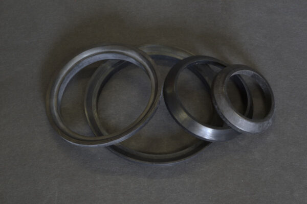 1.5" Black Buna Bevel Seat Gasket