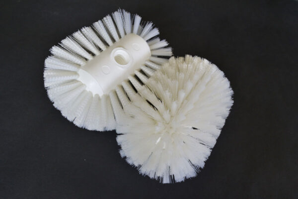 5.25" X 7.5" Kettle Brush - White (Single Position)