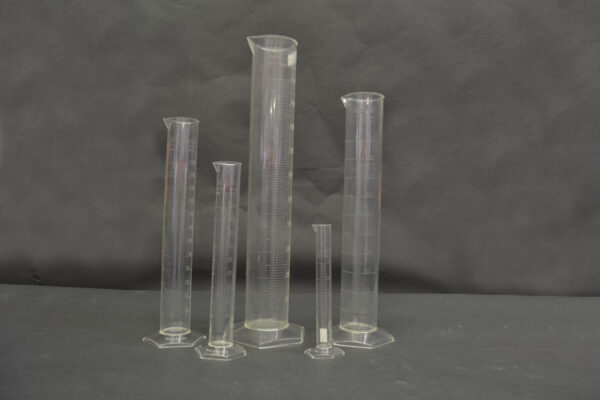 100Ml Pmp Graduated Cylinder