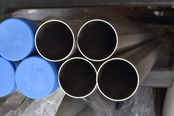 .75-Inch X .065 Polished Round Tube 316 Stainless